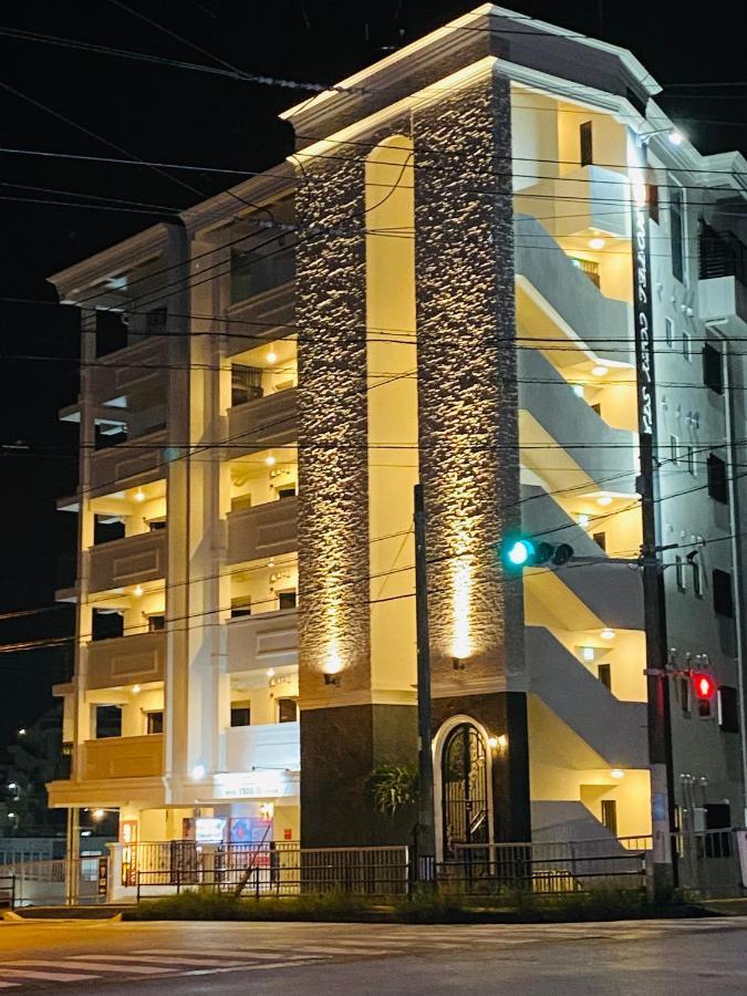 Hotel Y'Rise To Urasoe Exterior photo